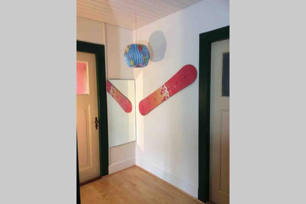 Zentral Gelegene Wohnung Mit Grossem Garten Интерлакен Экстерьер фото